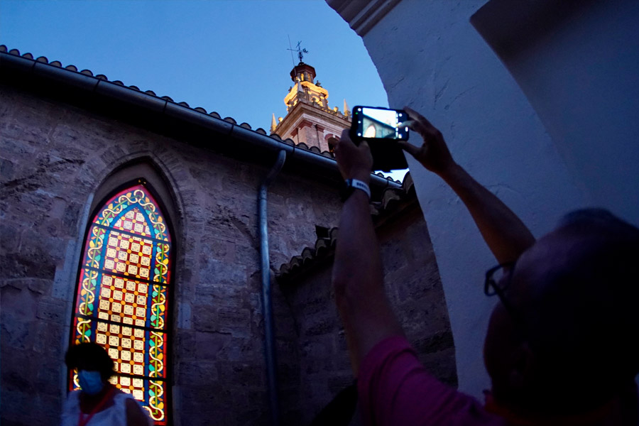 visita nocturna por Almoguera
